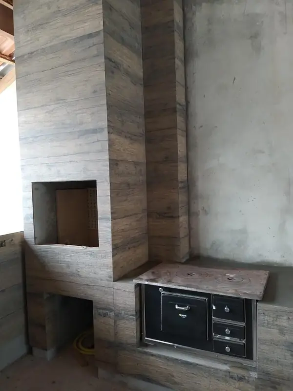 Reforma residencial em Jaraguá do Sul — Pedreiro JC em Jaraguá do Sul Reforma residencial em Jaraguá do Sul — obra realizada pelo Pedreiro JC (João Carlos), pedreiro profissional em Jaraguá do Sul e região. Construção e acabamento de qualidade.