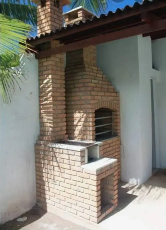 Obra comercial Jaraguá do Sul — Pedreiro JC em Jaraguá do Sul Obra comercial Jaraguá do Sul — obra realizada pelo Pedreiro JC (João Carlos), pedreiro profissional em Jaraguá do Sul e região. Construção comercial profissional.